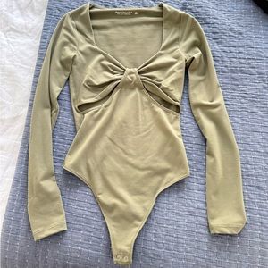 Super flattering Abercrombie bodysuit!